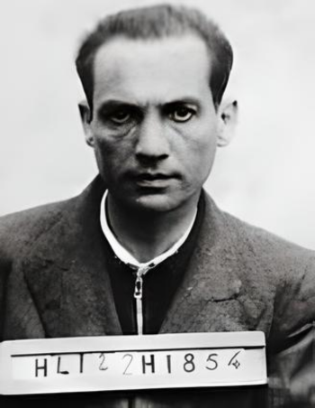 <span style="float: left; font-size: 26px; font-weight: bold; color: black;">2</span> Nouveau palier dans la politique de terreur 11 Kutner MRJ MOI