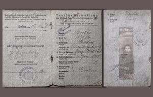 <span style="float: left; font-size: 26px; font-weight: bold; color: black;">1</span> Présence juive en France au début du 20ème siècle : Israélites et immigrés juifs d’Europe de l’Est 8 s1.pa1 .002 carte identite img 4694 mg MRJ MOI