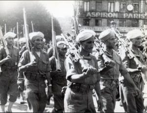 <span style="float: left; font-size: 26px; font-weight: bold; color: black;">4</span> Insurrections populaires. Engagement des jeunes Juifs 33 s14.pa4 .019 tirailleurs nord africains lyon MRJ MOI