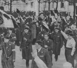 <span style="float: left; font-size: 26px; font-weight: bold; color: black;">1</span> Un front uni contre deux dangers communs 36 s2.pa1 .006 manifestation fasciste paris 1934 MRJ MOI