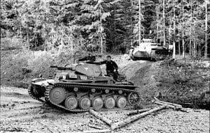 <span style="float: left; font-size: 26px; font-weight: bold; color: black;">1</span> Engagement des Juifs immigrés dans la guerre 24 s3.pa1 .011 panzer ardennes 1940 MRJ MOI