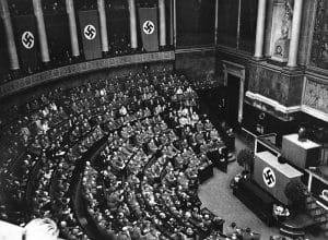 <span style="float: left; font-size: 26px; font-weight: bold; color: black;">2</span> De la collaboration à l’antisémitisme d'État 22 s3.pa2 .007 ass nation allem juil40 MRJ MOI