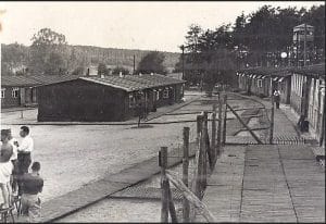 <span style="float: left; font-size: 26px; font-weight: bold; color: black;">1</span> Premier statut des Juifs 23 s4.pa1 .011 stalag iiid vue du camp MRJ MOI