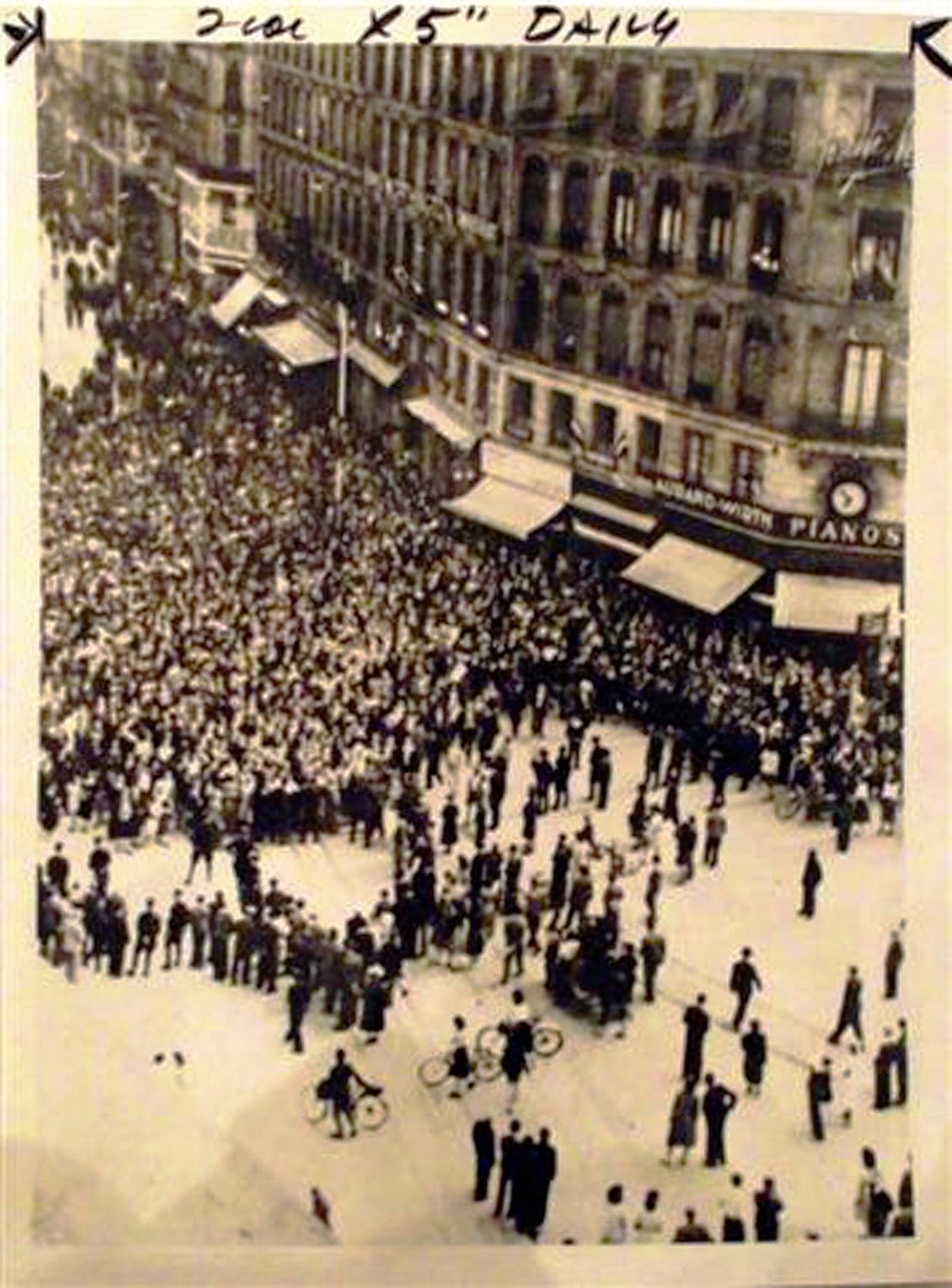 <span style="float: left; font-size: 26px; font-weight: bold; color: black;">1</span> Une action concertée 47 s9.pa1 .008 lyon 14 juillet 1942 min MRJ MOI