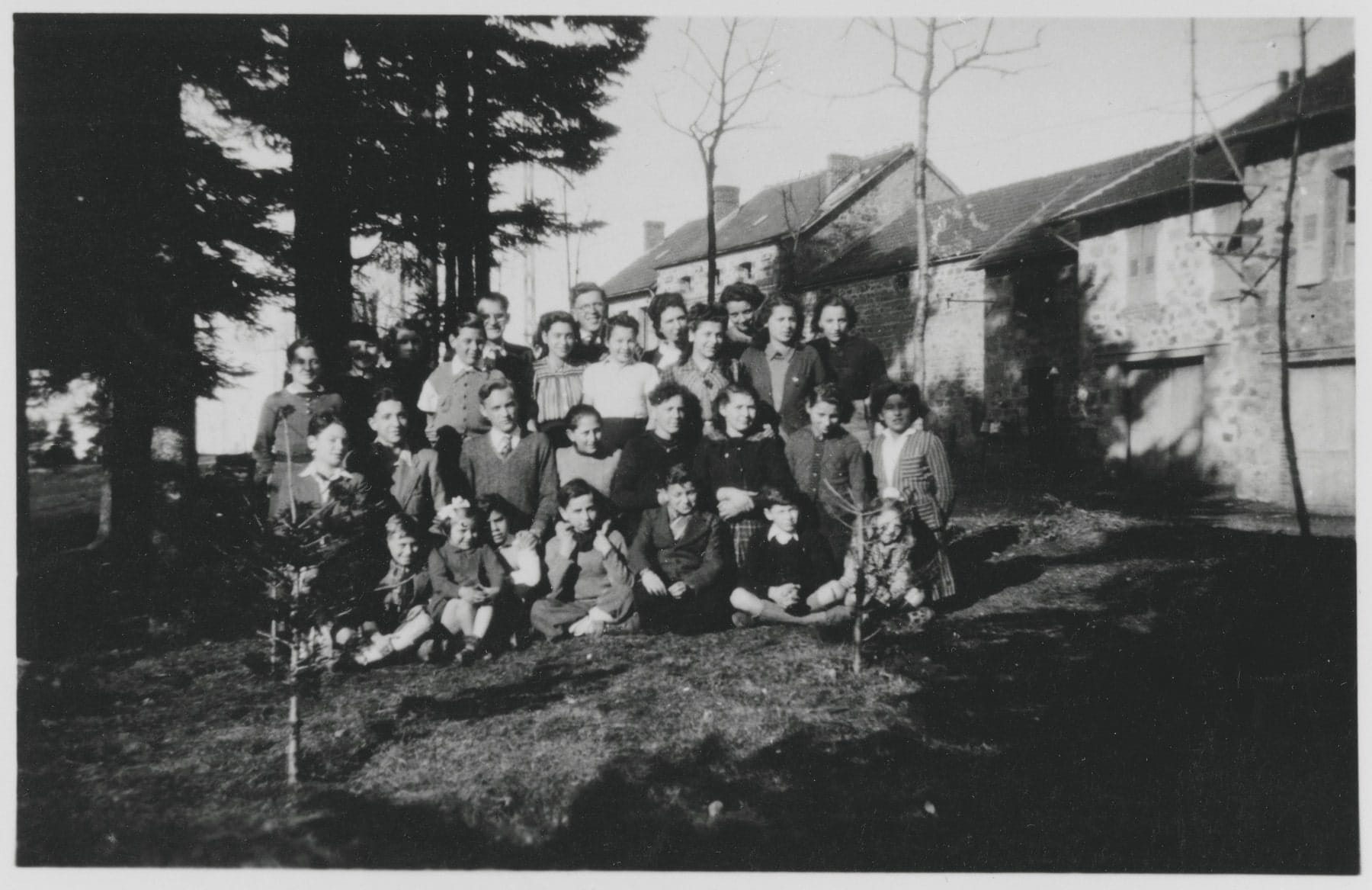 <span style="float: left; font-size: 26px; font-weight: bold; color: black;">2</span> D'autres actions de sauvetage 50 s9.pa2 .005 wa chambon sur lignon min MRJ MOI